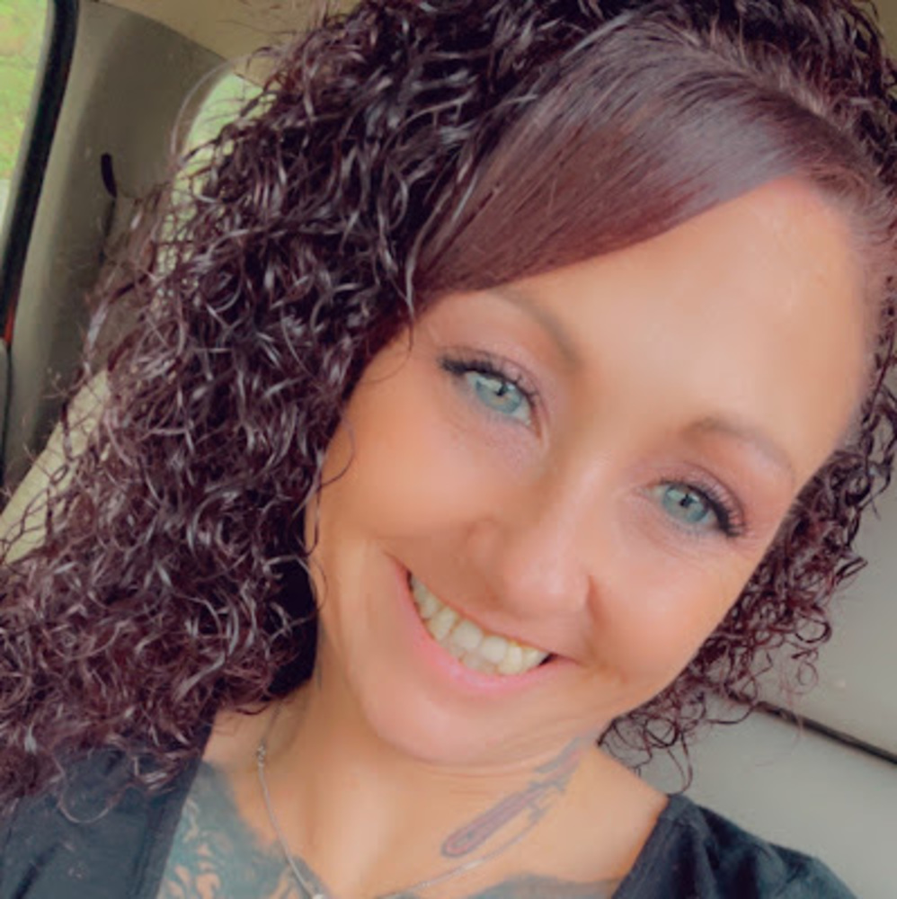 Meet your Posher, Tiffany